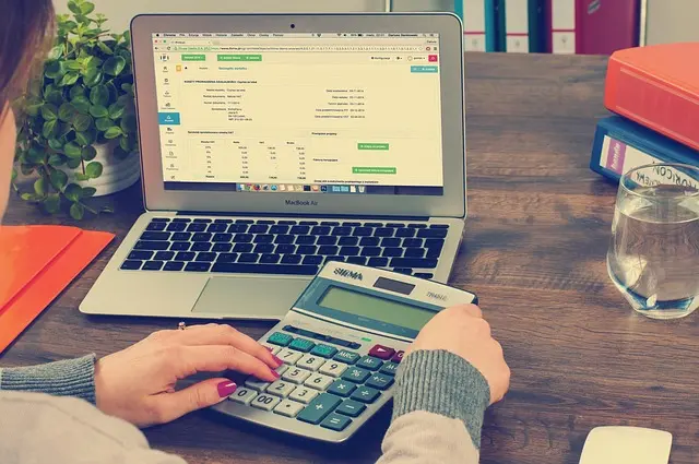 Les meilleures pratiques pour gérer vos finances après un regroupement de crédits